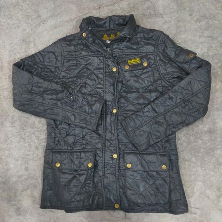 CR2237 Vestes Barbour - 23 pièces