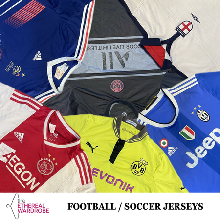 Maillots de football / soccer des clubs et de l'équipe nationale