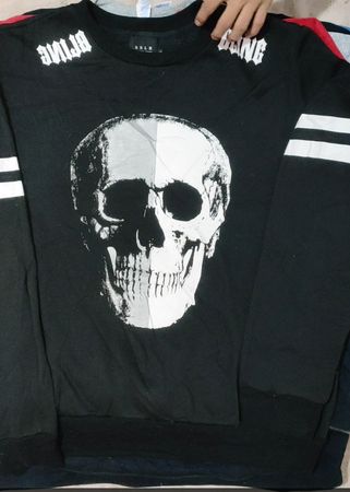 American print sweatshirts 17 pcs