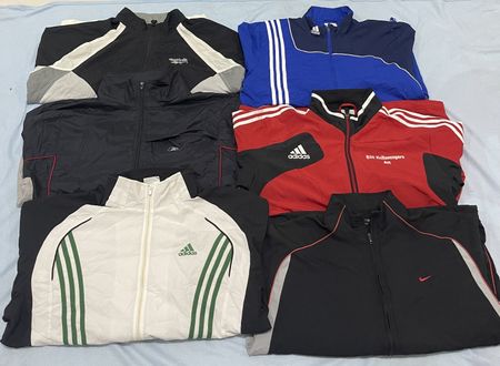Vintage Branded windbreakers