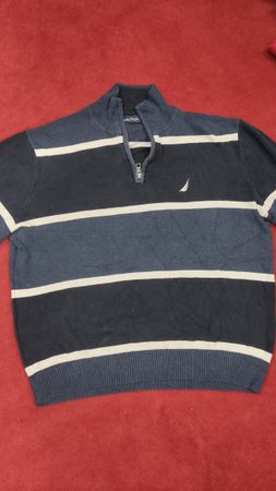 Pulls Nautica