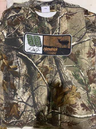 T-shirts Real tree 34 pcs