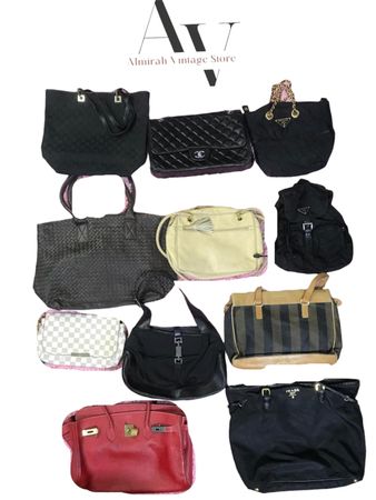 Sacs de luxe (Louis Vuitton, Bottega Veneta, Gucci, Prada, Bottega Ghooti, Fendi, 2 sont des sacs non marqués de qualité ABC).