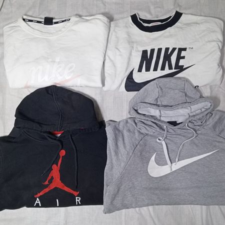Nike sudaderas y cuello redondo