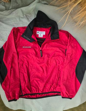 Branded Windbreakers | Champion, Columbia, Calvin Klein, Belstaff, Lee | 8 pieces (HR-0007)