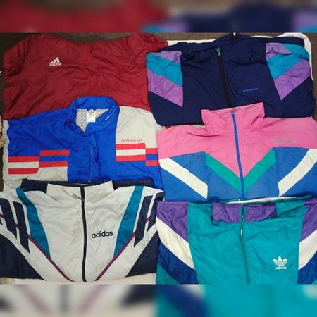 Vintages vestes coupe-vent adidas et légères.