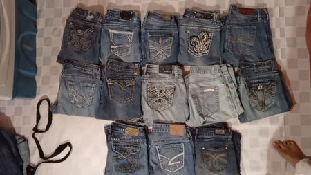 ID 116 unbranded Jeans Total 17 pieces