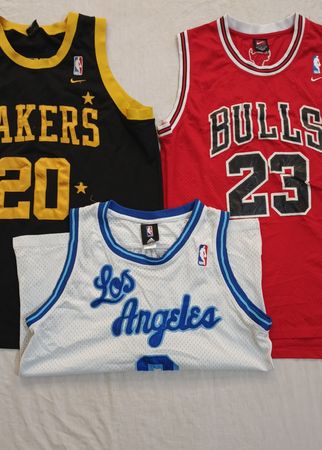 Maillots de basketball de marque 22 pièces