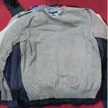 Tommy Hilfiger V neck