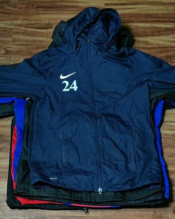 ミックスブランドの軽量ジャケット