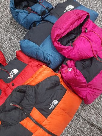The North Face Puffer Jackets 50-70(R)