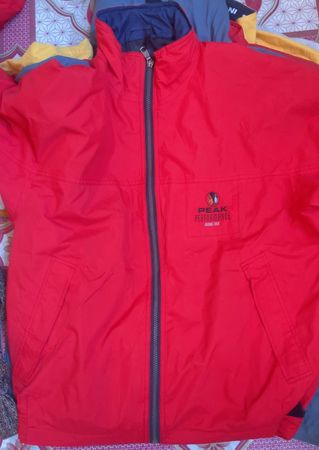 Veste coupe-vent non marquée