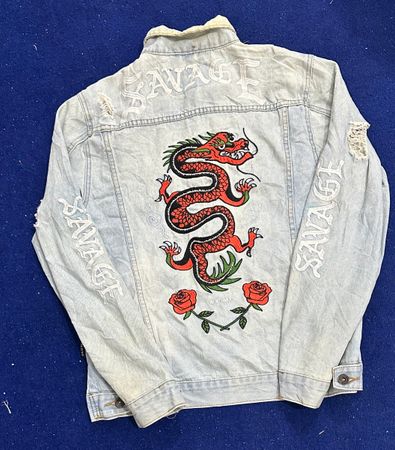 デニムプリントと刺繍ジャケット 15点