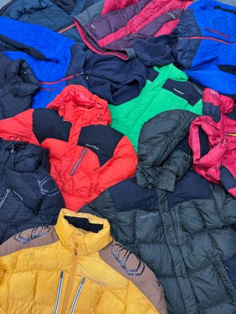 Vestes en duvet Montbell