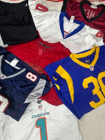 Maillots de sport NFL, NHL 16 pièces