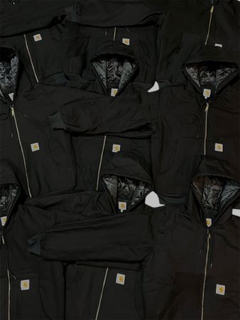 Veste à capuche noire style rework Vintage Carhartt - MOQ 25 pièces