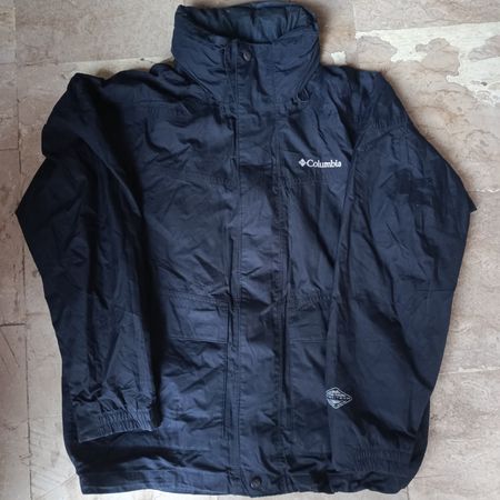 Herren- und Damenfallschirmjacken 30 Stück