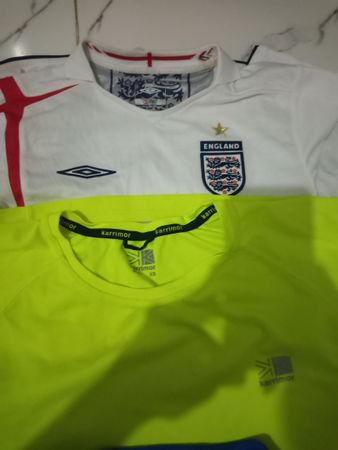 ミックス ブランド Tシャツ。