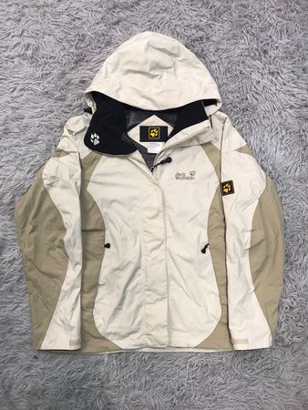 Grade AB windbreakers(Burberry,Nike,TNF AND more brands