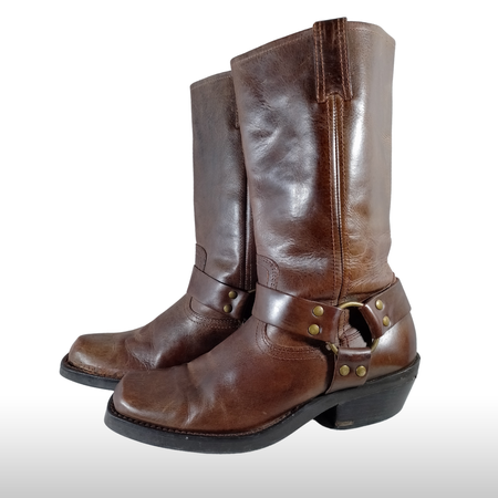 Schöne Cowboy-Stiefel - 33 Stück