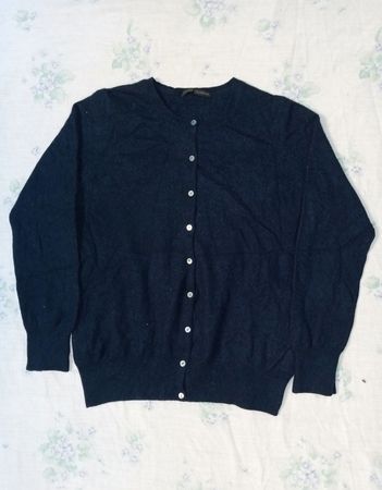 Pull en cachemire et écharpes 8 pièces