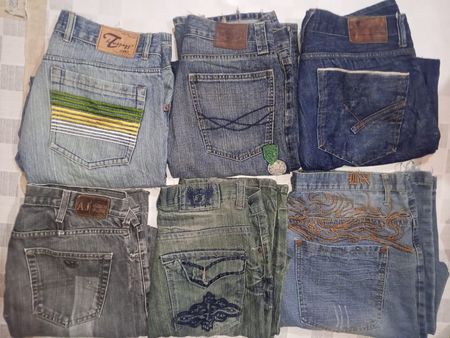 S.NO 92 POLO ARMANI SOUTH POLE AND OTHER MIX BRAND BAGGY JEANS 14 PAIRS
