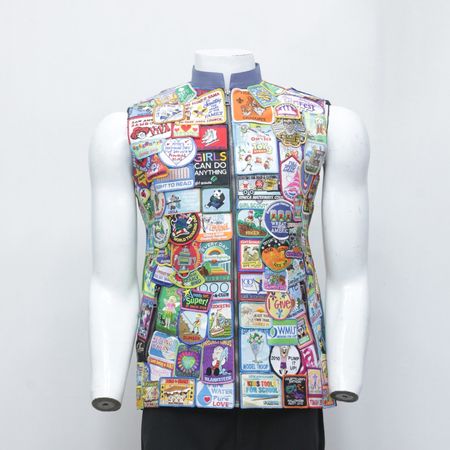 Colete Bordado com Patch Upcycled Rockstar