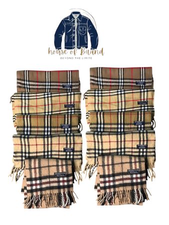 Écharpes Burberry beiges Y2K