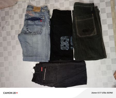 ID 168 DICKIES ET AUTRES MARQUES MIXTES 13 PIÈCES