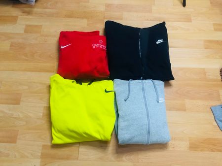 G0128 Vintage Nike Hoodies - 10 pieces