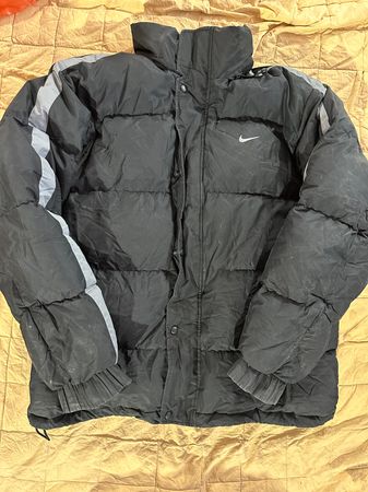 Puffers Vintage Nike