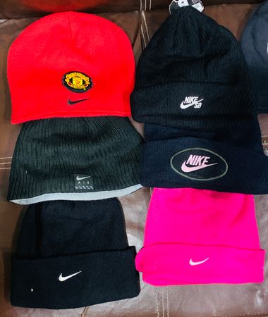 Beanie hats for men 100 pieces