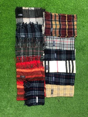 Burberrry Scarves 20 pcs