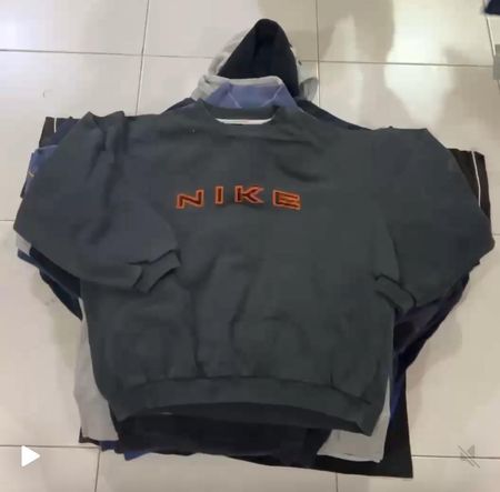 20 pièces de sweatshirts et sweat à capuche de marque