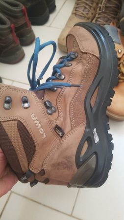 ビンテージハイキングスニーカー