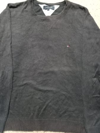 Tommy Hilfiger Crewnecks-20 pcs