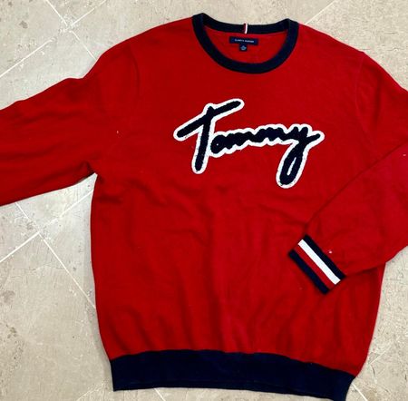 Pull col rond Tommy Hilfiger 15 pièces
