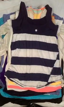 Lululemon Tops 20 Stück