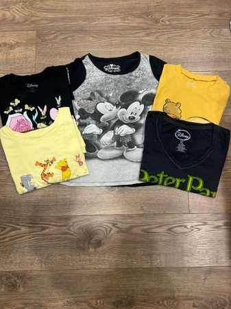 DISNEY T-SHIRTS