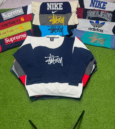 Sweatshirts de style retravaillé Stussy