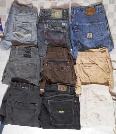 SOUTH POLE AND OTHER  MIX BRANDS  MEN WEAR SHORTS TOTAL 10  PIECES (ID 338)