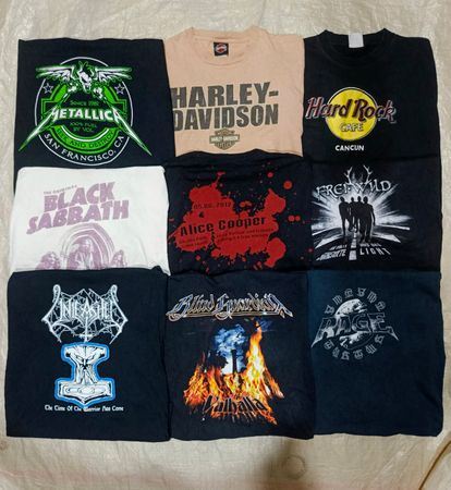 Camisas de t-shirt do Hard Rock Cafe e mix de música