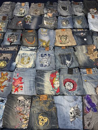 Jeans en denim brodés japonais
