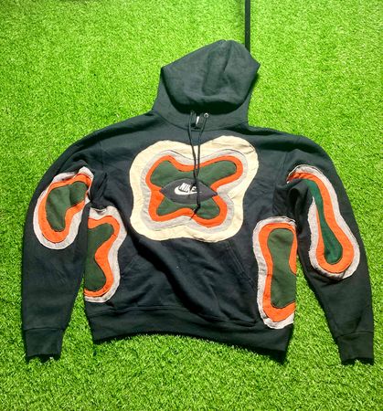 Revoir le hoodie Nike