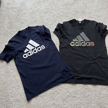 T-shirts Addidas