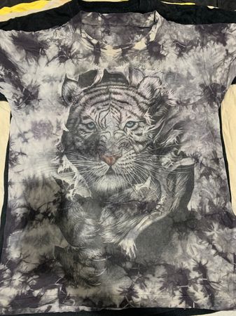 Animal T shirts 17 pieces
