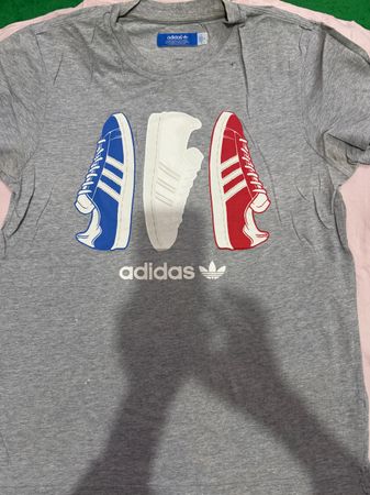 Mischung von T-Shirts in Markenqualität, 50 Stück