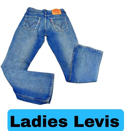 Levis Denim flared Jeans