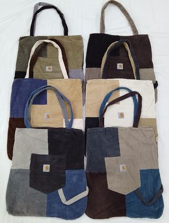 CR4202 Upcycled Carhartt Corduroy-Taschen - 20 Stück