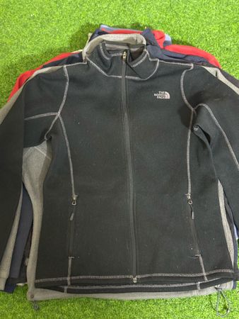 Warm & cozy The north face Fleece jackets